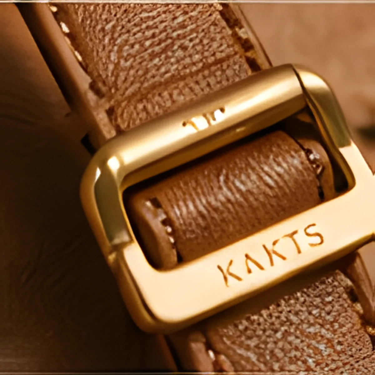Everyday Sling Bag in Brown, close-up detail